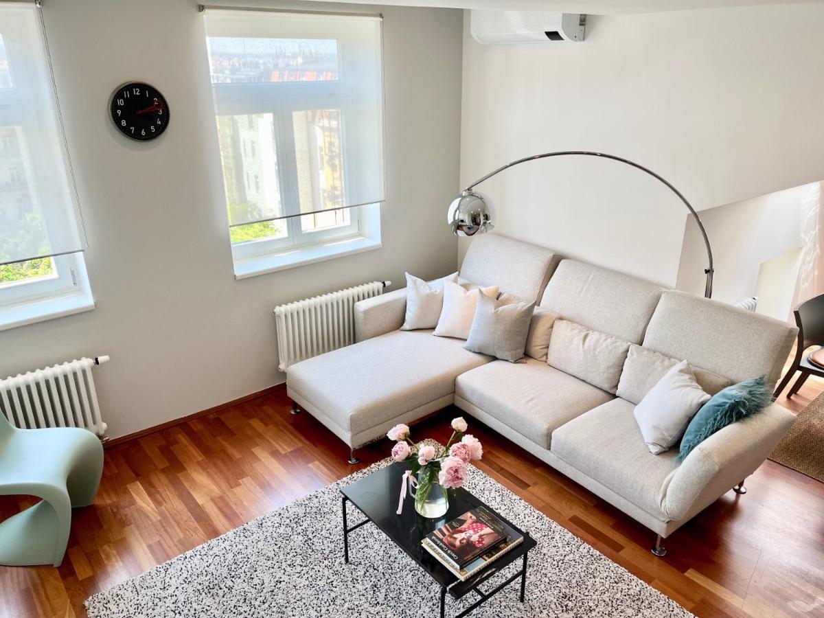 Luxury Penthouse Apartment ปราก ภายนอก รูปภาพ
