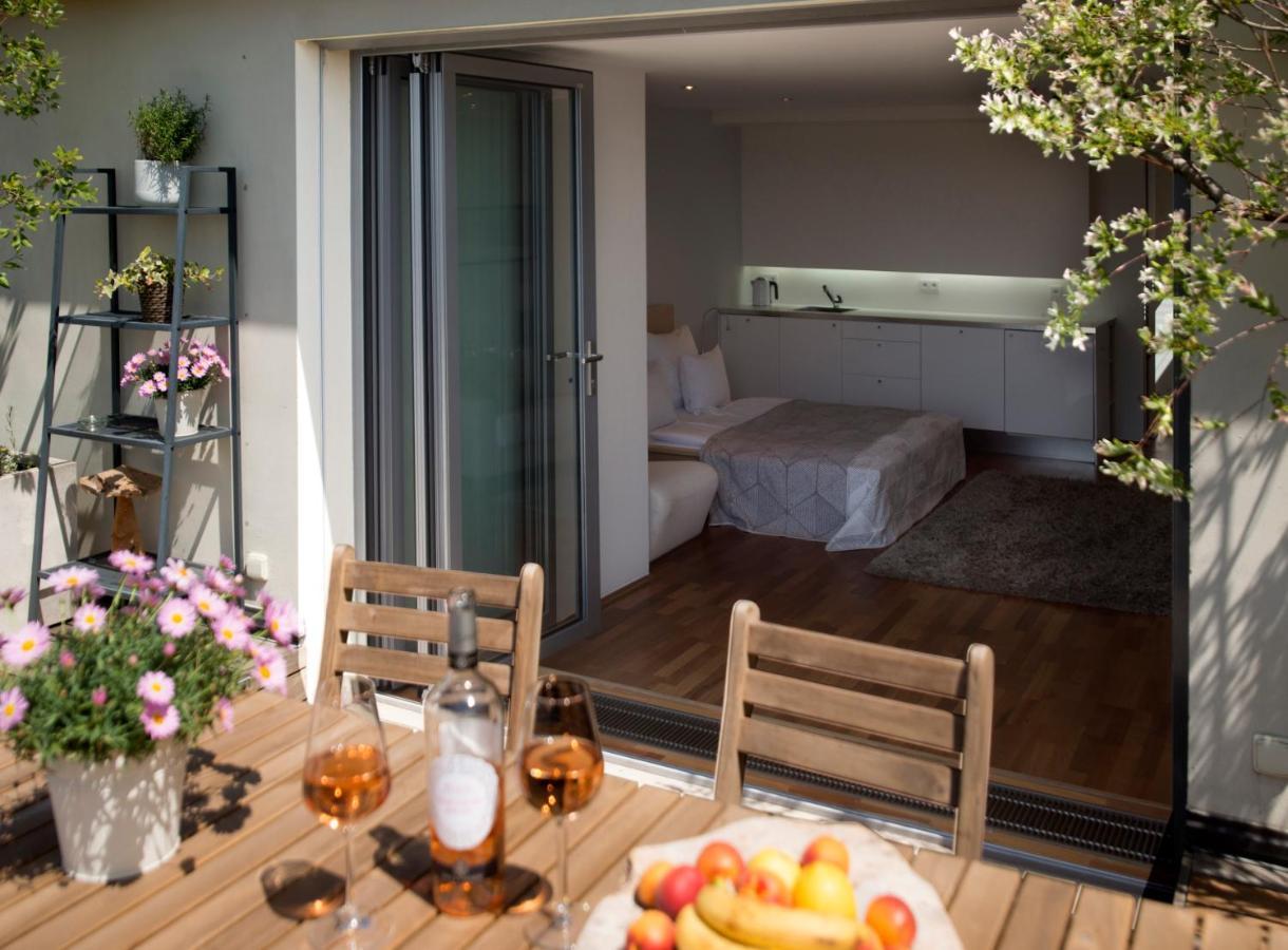 Luxury Penthouse Apartment ปราก ภายนอก รูปภาพ