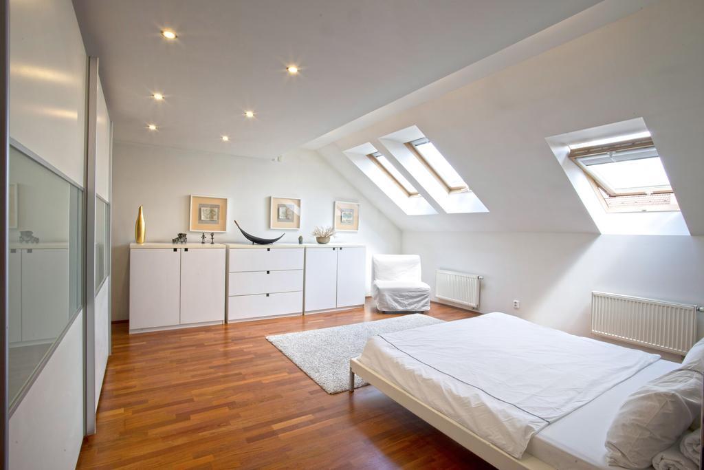 Luxury Penthouse Apartment ปราก ภายนอก รูปภาพ